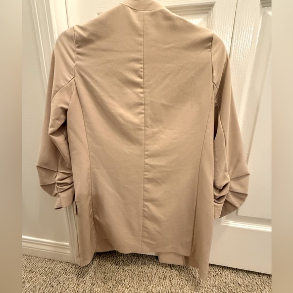 Nude / Dark Cream Blazer - Dynamite - NWOT - Picture 2 of 4